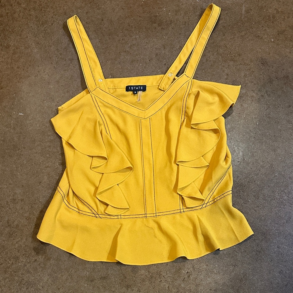 🌷🌷NEW mustard Yellow Ruffle Peplum Camisole S